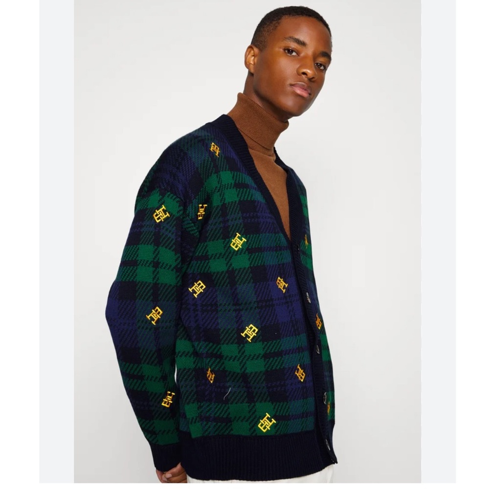 TOMMY HILFIGER RARE TARTAN MONOGRAM OVERSIZED CARDIGAN
